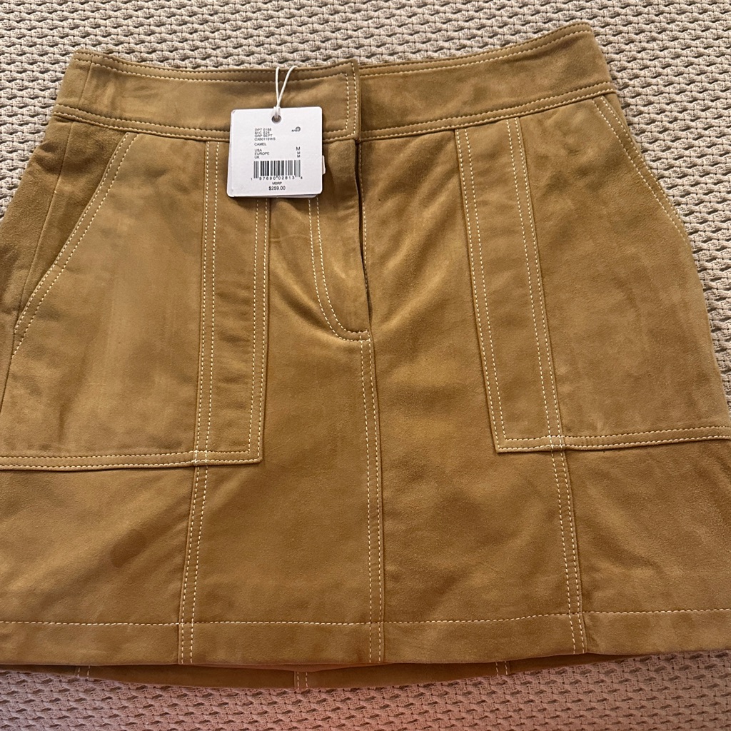 Chic Tan Mini Skirt